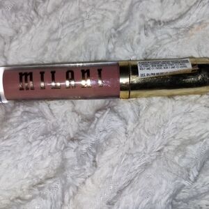 Milani Pink Lipstick Creamy Finish